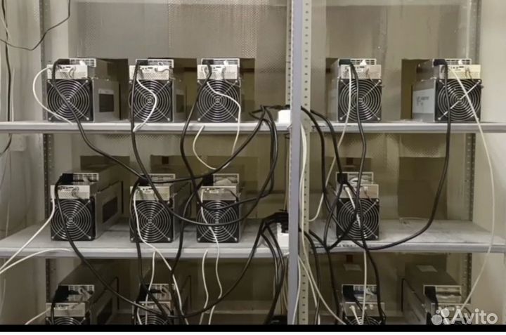 Whatsminer M50 122 TH/s