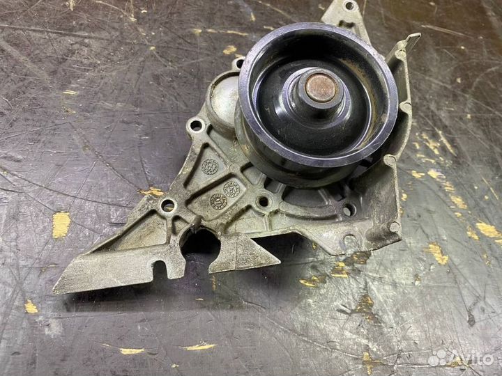 Помпа охлаждения Audi Allroad С5 BES ARE 7785