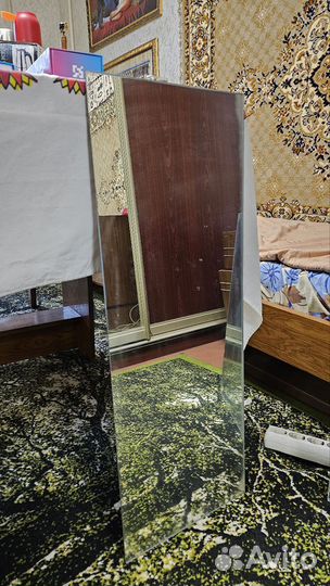 Зеркало настенное