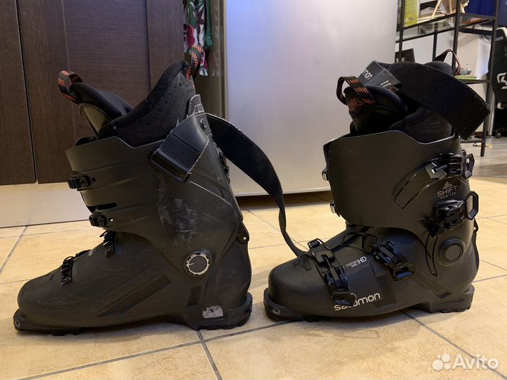 Горнолыжные ботинки