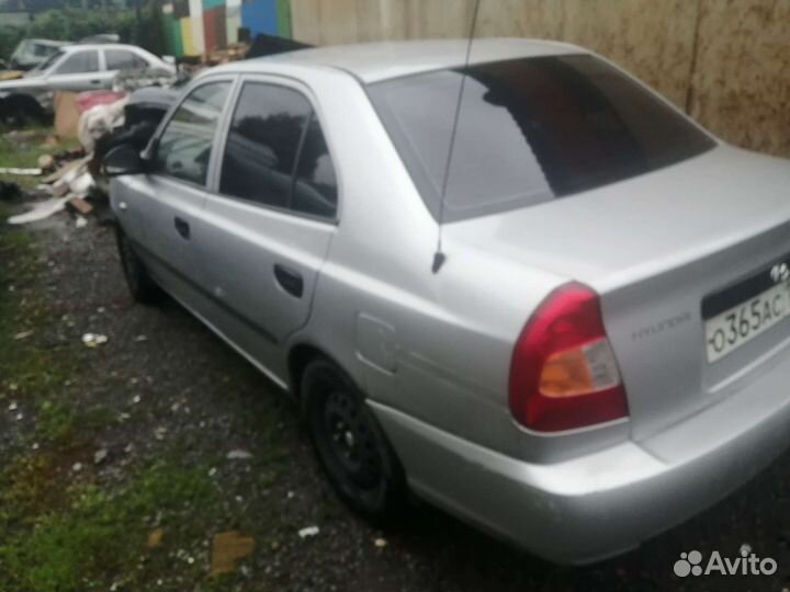 Хендай акцент. На автомате в разборе