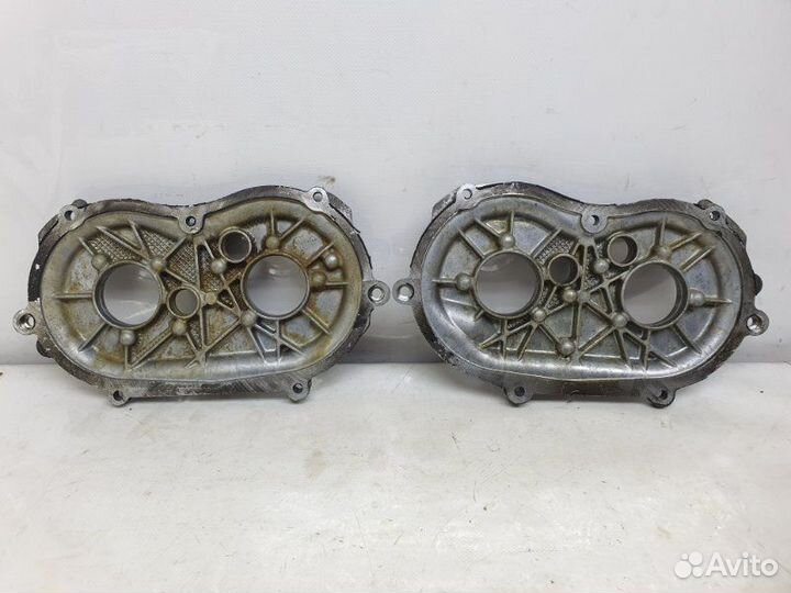 Крышка двигателя Mercedes-Benz E W212 3.5 2010