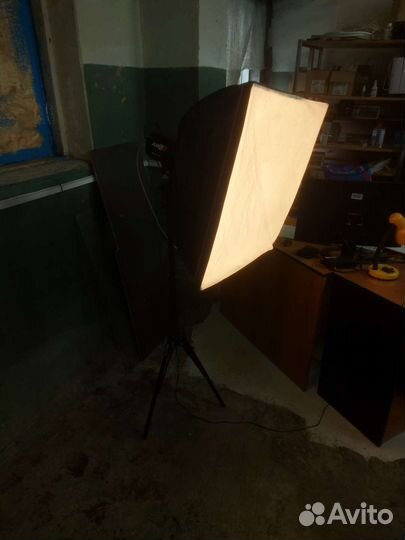 Вспышка студийная axio 2 rx-100. Canon