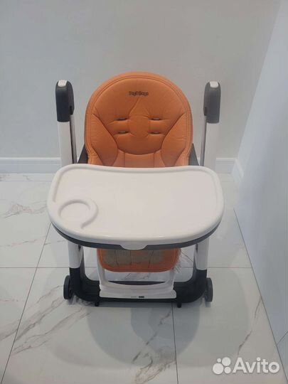Детское кресло для кормления Peg Perego