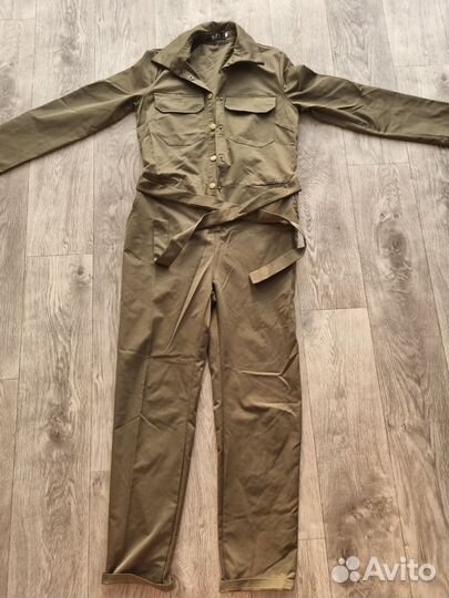 Комбинезон женский