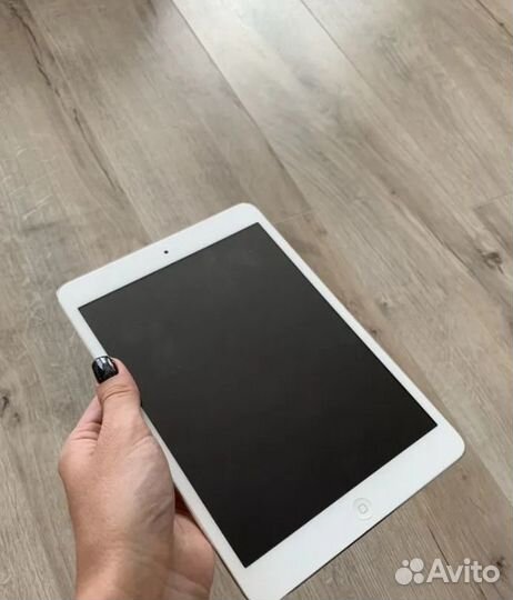 iPad mini / белый с sim - аккум 90