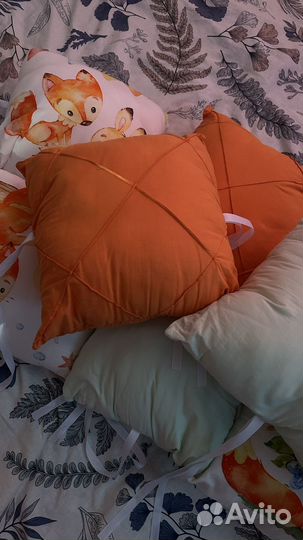 Бортики в кроватку 