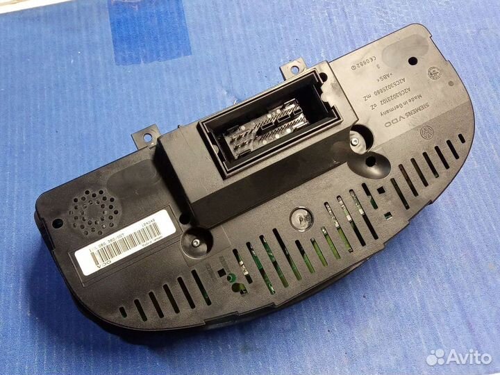 Панель приборов Volkswagen Tiguan 2008г