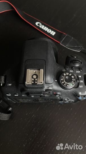 Зеркальный фотоаппарат canon 750d