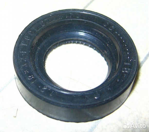 Сальник 18х32х7 (28006461) № 00000004534