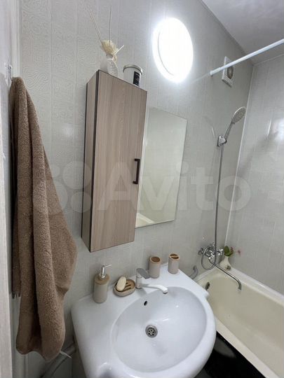 2-к. квартира, 52 м², 3/12 эт.