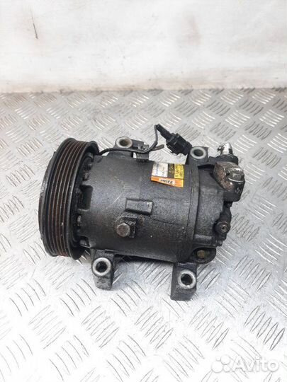 Компрессор кондиционера Nissan Almera хэтчбэк 5