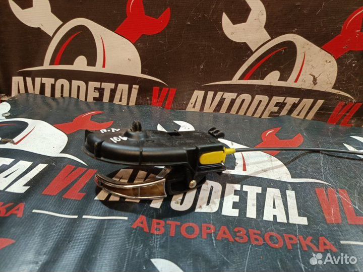 Замок двери передний левый Ford Focus 1 MK1 1.8L