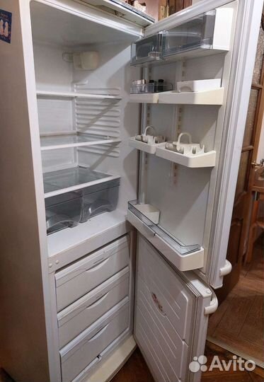 Холодильник Атлант двухкамерный бу