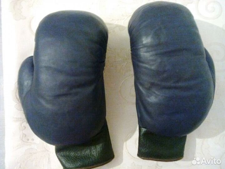 Боксерские кожаные перчатки СССР