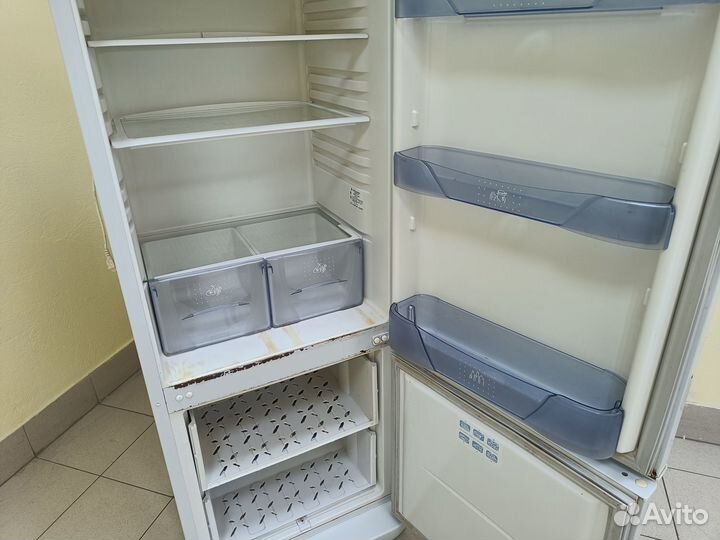 Холодильник бу Бирюса