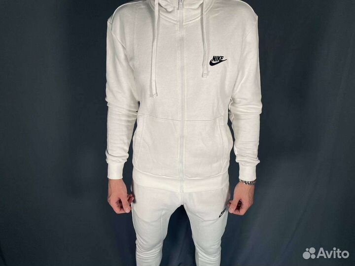 Спортивный костюм nike белый