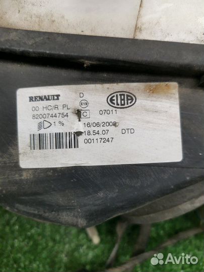 Фара галогеновая передняя правая LADA Largus