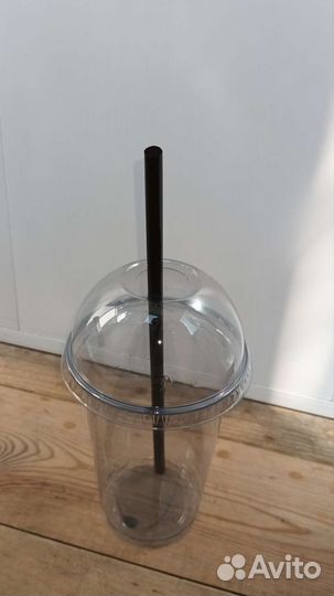 Одноразовые стаканы