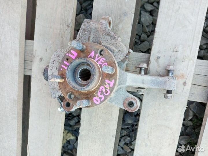 Кулак поворотный передний правый Chevrolet Aveo