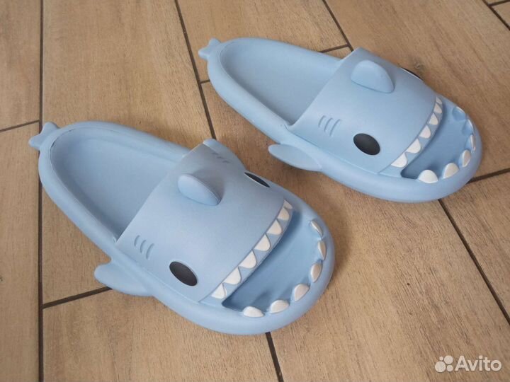Шлепанцы новые