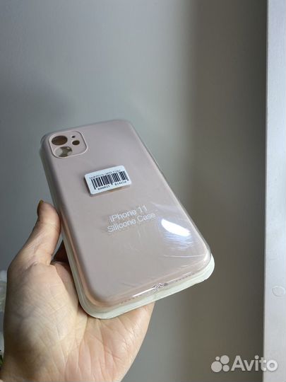 Чехол на iPhone 11