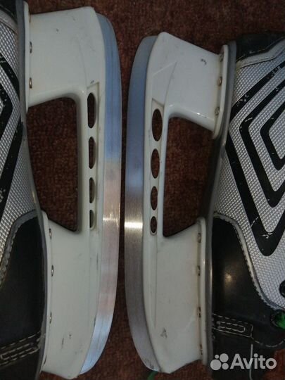 Коньки CCM vector 2.0. 40р