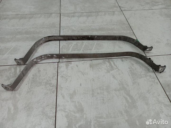 Кронштейны бензобака Audi S6 C5 2002