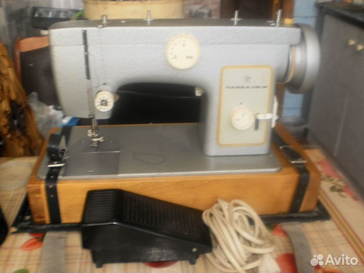 Швейная,гладильная машинка