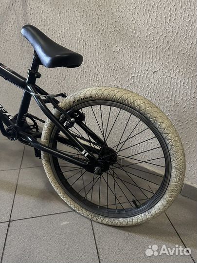 Трюковой велосипед bmx