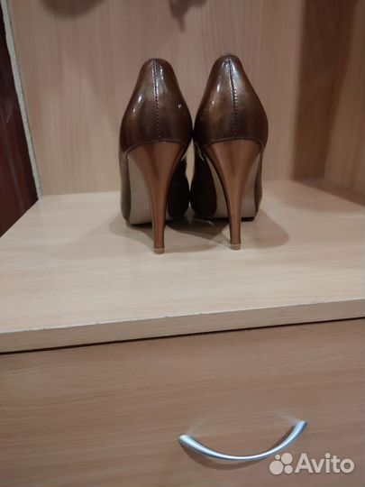 Туфли женские 39 размер