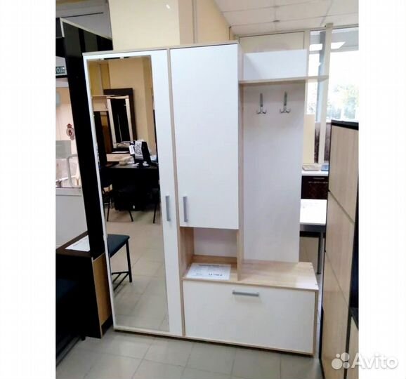 Прихожая. В наличии