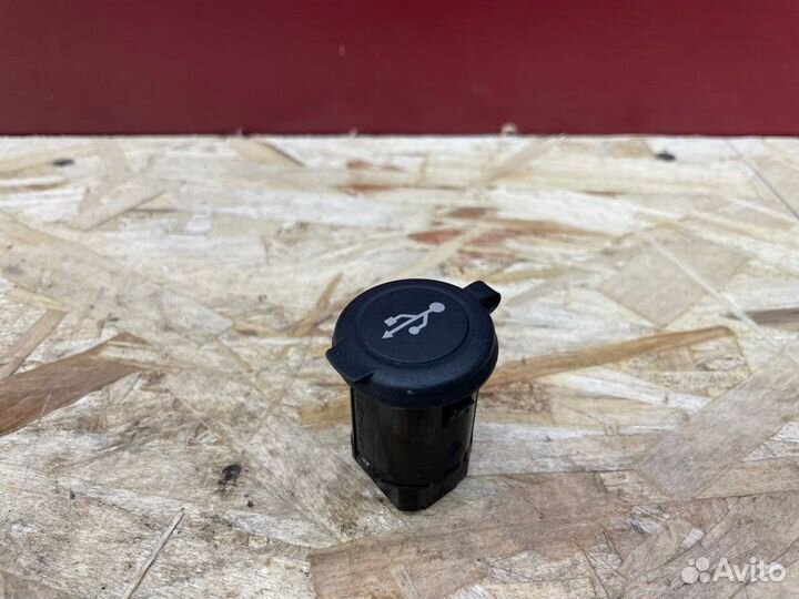 Usb разъем LADA Vesta