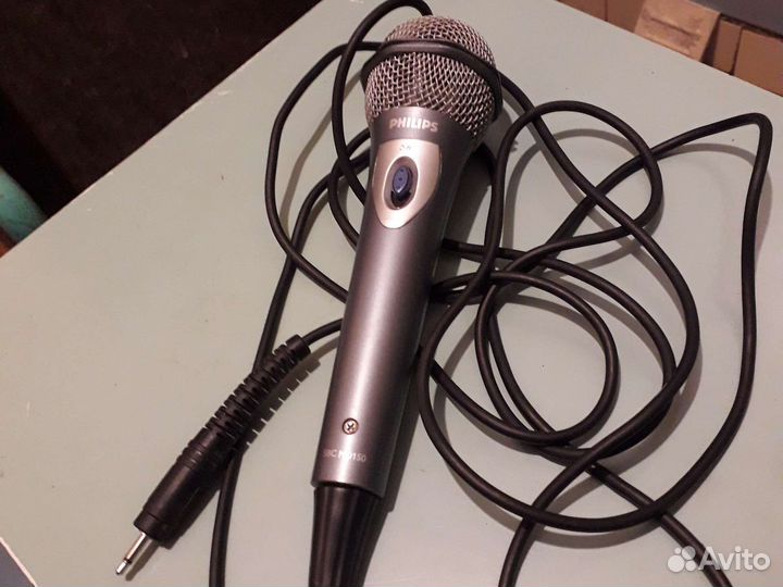 Микрофон для караоке проводной