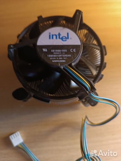 Боксовый кулер intel