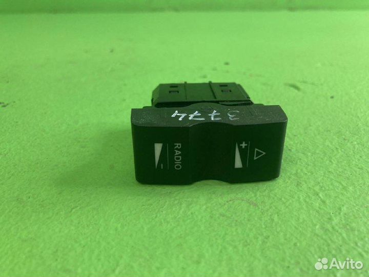 Включатель клавишный mercedes-benz actros MP III