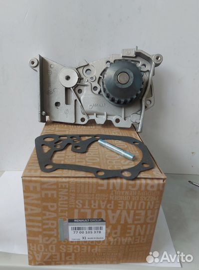 Помпа водяной насос 7700105378 Renault