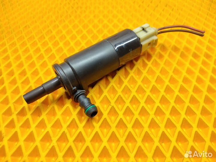 Насос омывателя фар Mercedes S W221 3.5 M272 2009