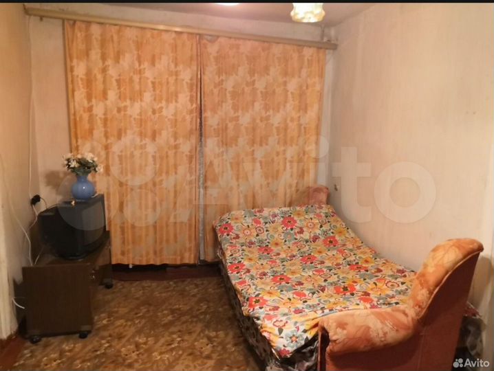 2-к. квартира, 42 м², 2/3 эт.