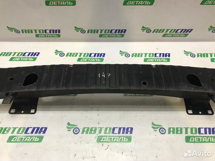 Усилитель бампера передний Land Rover Vogue L322