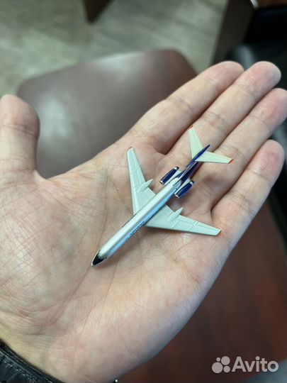 Модель самолета herpa ту-134 Аэрофлот 1:500