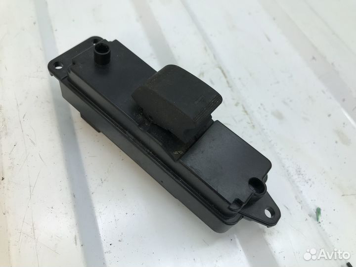 Кнопка стеклоподъемника задняя левая Mazda 6 GH