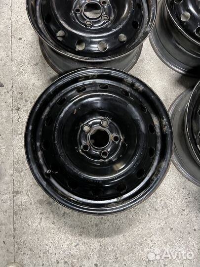 Штампованные диски 5x100 Vw Polo Rapid R15