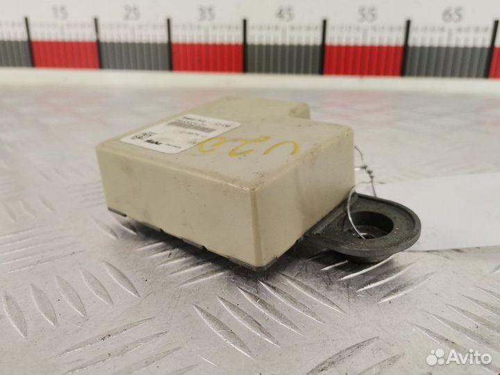 Усилитель антенны BMW X5 E70 2007 65206935024