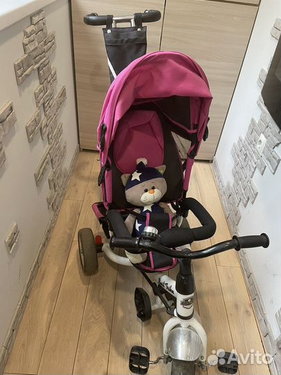 Детский велосипед с ручкой