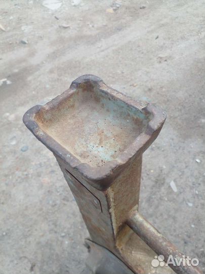 Домкрат реечный