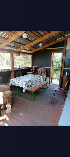 Дом 21 м² на участке 4 сот.