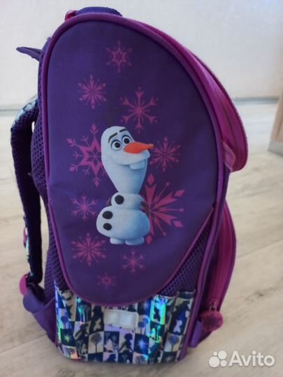 Школьный рюкзак