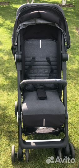 Прогулочная коляска chicco