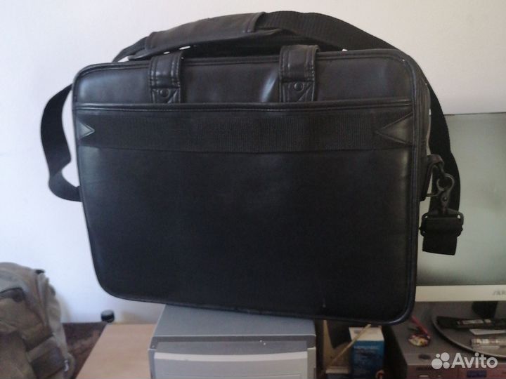 Сумка для ноутбука кожа